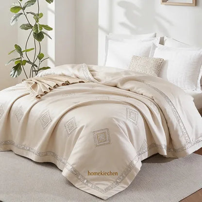 homekiechen® Cloud Palace Luxury 4-Piece Egyptian Cotton Bed Set – Sleep Like Royalty with Buttery-Soft, Cloud-Kissed Sheets for Your Private Bedroom Retreat